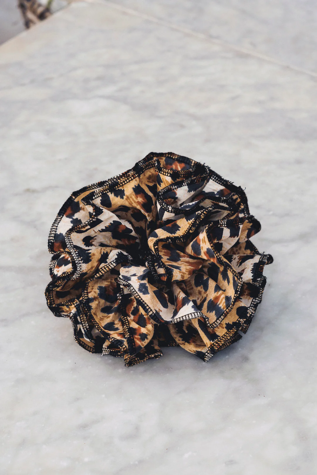 Double Ruffle scrunchie - Leopard Print cotton - Image 3