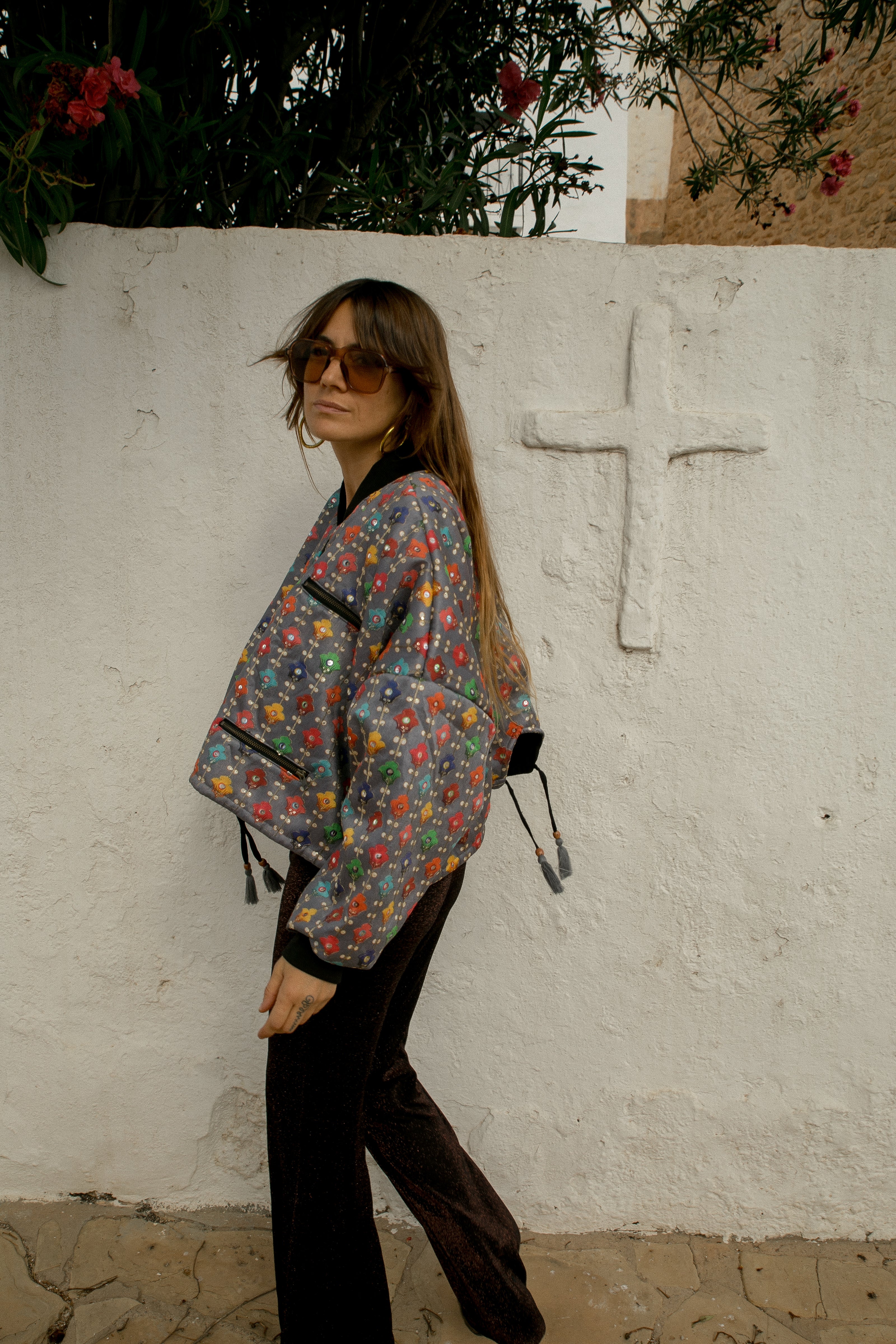 JANA Bomber - Grey rainbow flower - Image 5