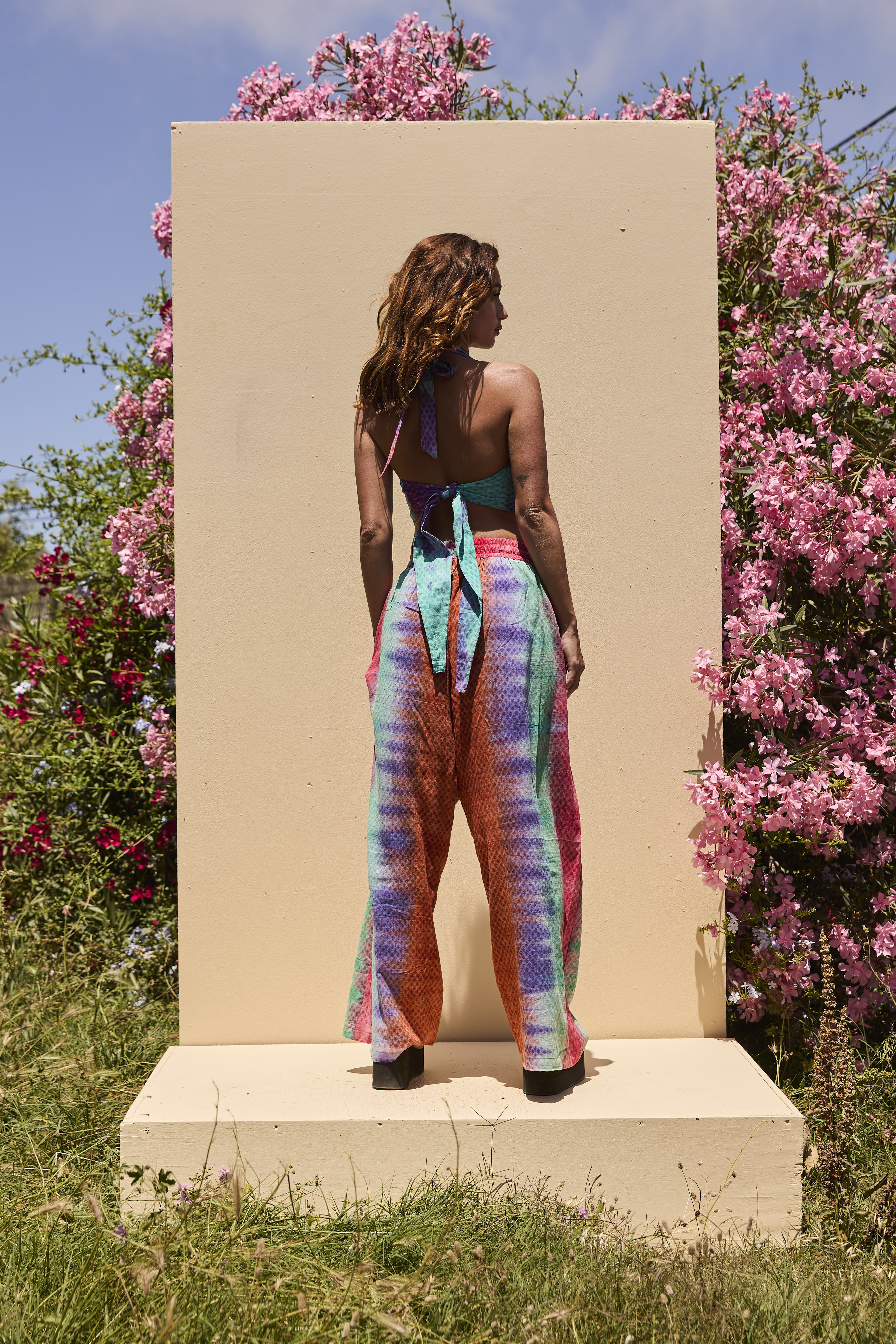 LOUNGE SET Crop Top - Rainbow tiedye - Image 5