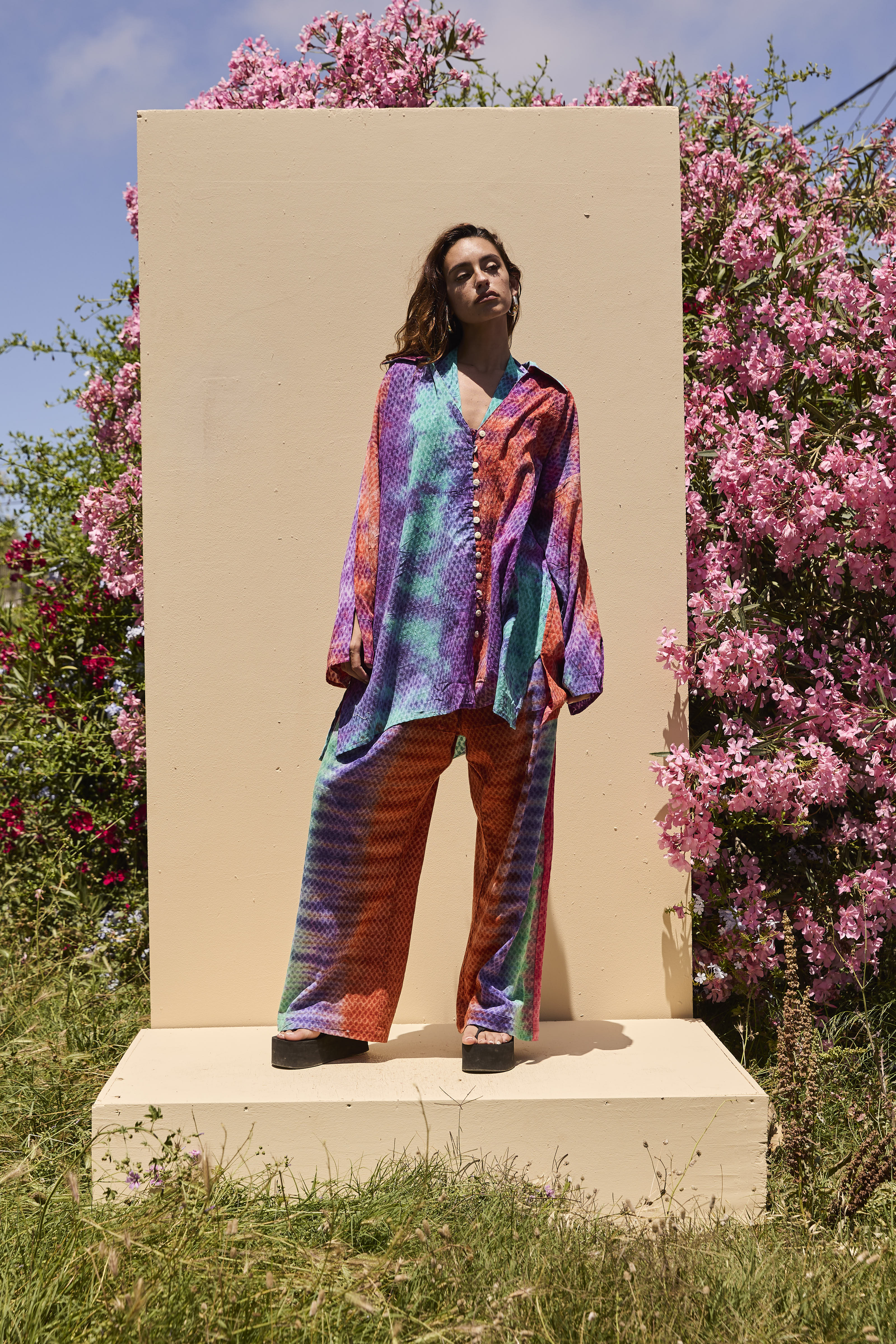 LOUNGE SET Crop Top - Rainbow tiedye - Image 6