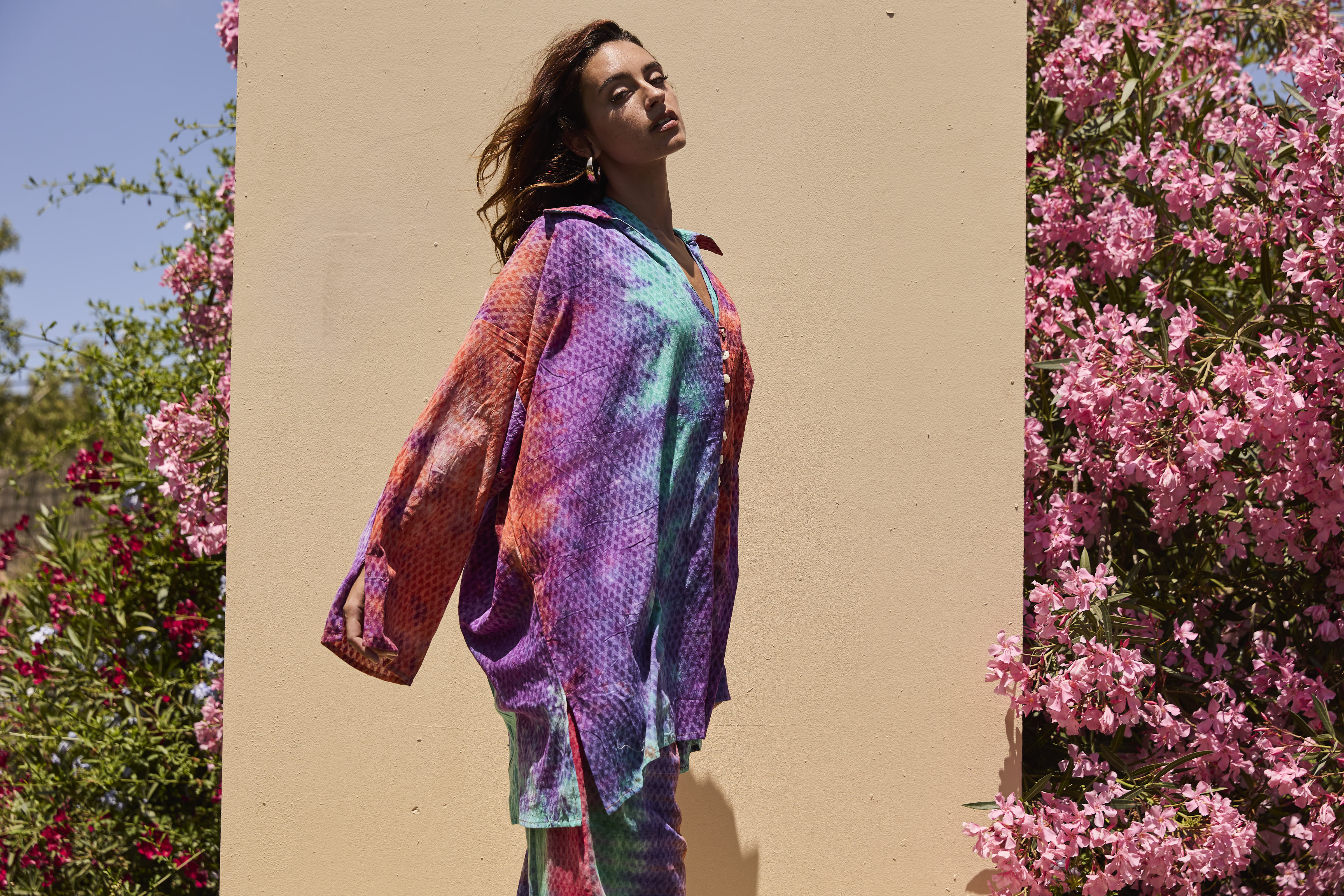 LOUNGE SET Shirt - Rainbow tiedye - Image 8